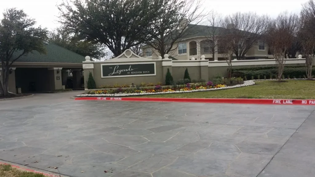 Commercial Driveway Entry